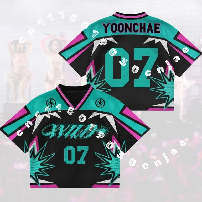 Street Fashion Kpop - Kpop KATSEYE Lara No.05 Burst Graphic